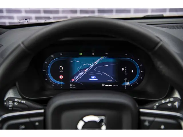 Volvo XC40 2.0 B4 Plus Dark 2025 Benzine 14