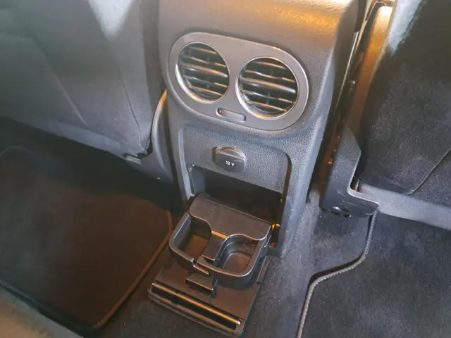 Volkswagen Tiguan 1.4 TSI Sport&Style 2013 Benzine 32