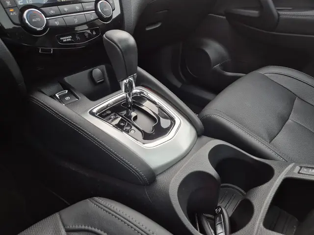 Nissan QASHQAI 1.2 Tekna 2015 Benzine 26