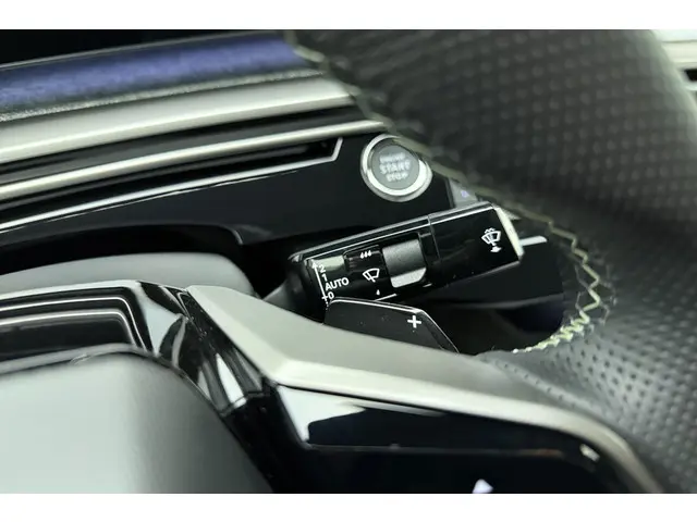 Peugeot 3008 1.2 Hybrid 145 GT 2025 Hybride Benzine 28