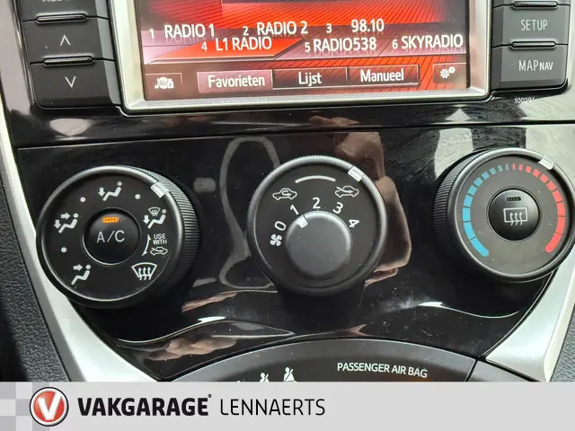 Toyota Verso-S 1.3 VVT-i Dynamic 2015 Benzine 15