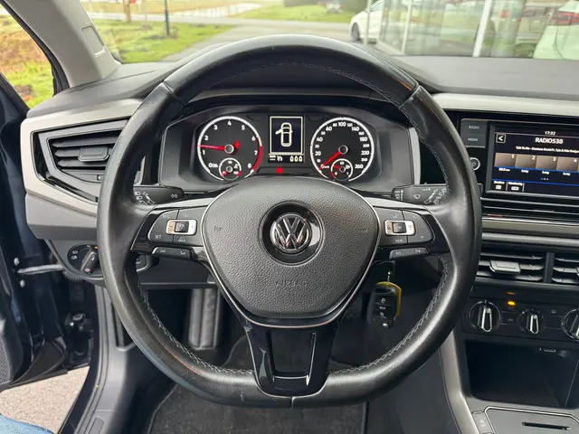 Volkswagen Polo 1.0 TSI Comfortline 2018 Benzine 13