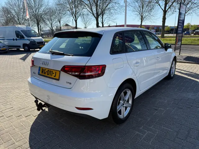 Audi A3 Sportback 1.0 TFSI 2017 Benzine 8