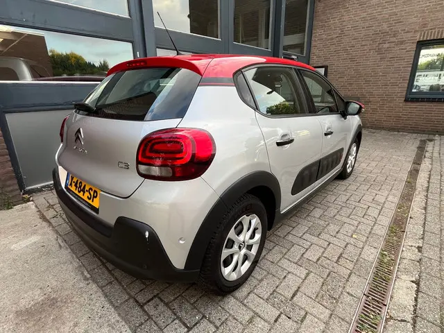 Citroën C3 1.2 PureTech S&S Shine Automaat 2017 Benzine 4
