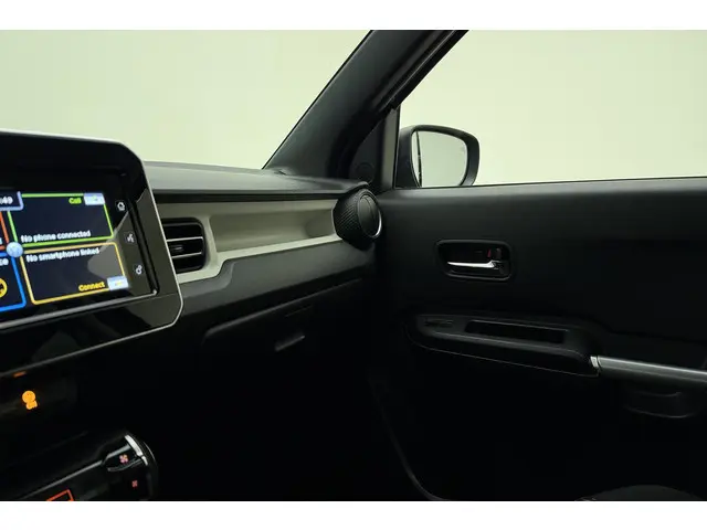 Suzuki Ignis 1.2 Smart Hybrid Style 2020 Benzine 24