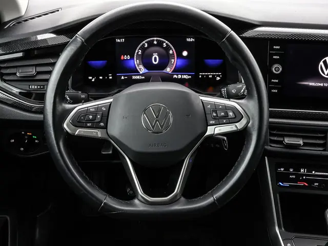 Volkswagen Taigo 1.0 TSI 95pk Life 2022 Benzine 16