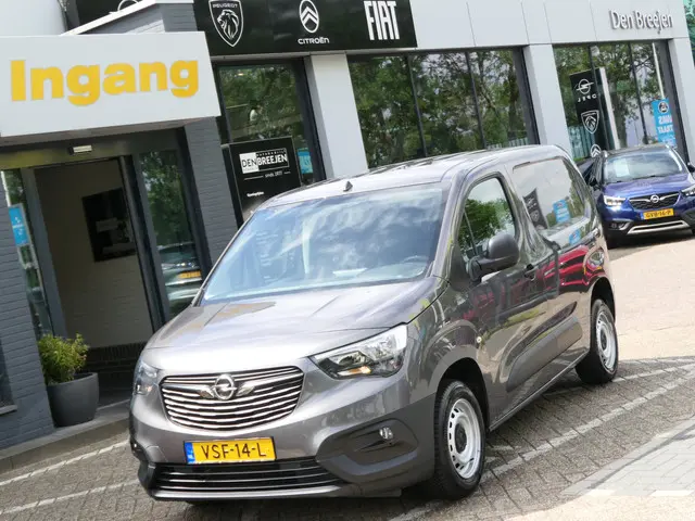 Opel Combo 1.5D L1H1 2022 Diesel 11