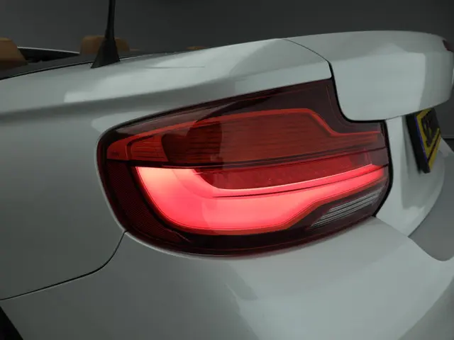 BMW 2 Serie Cabrio 220i 2018 Benzine 28