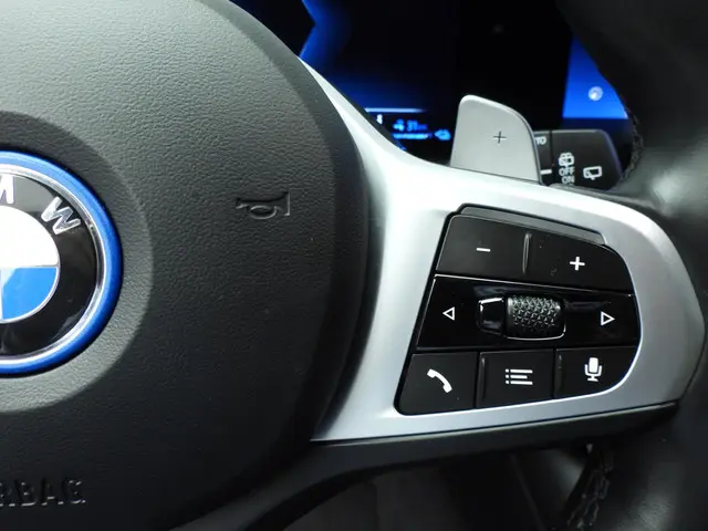 BMW 3 Serie Touring 330e 2024 Hybride Benzine 15