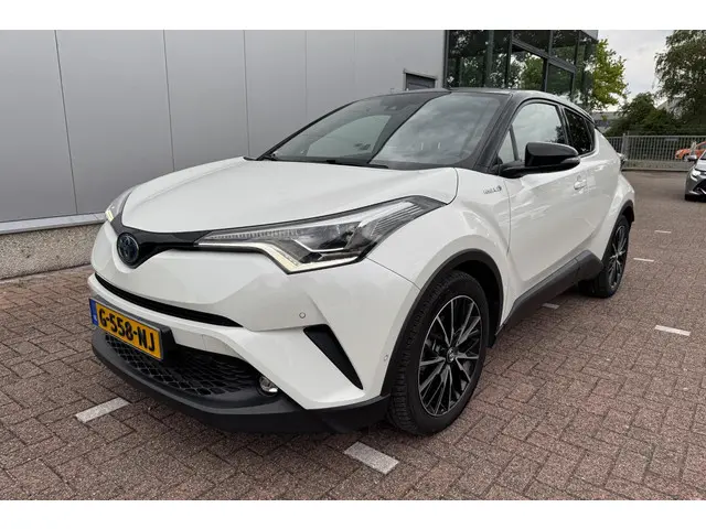 Toyota C-HR 1.8 Hybrid Style Ultimate 2019 Hybride Benzine 4