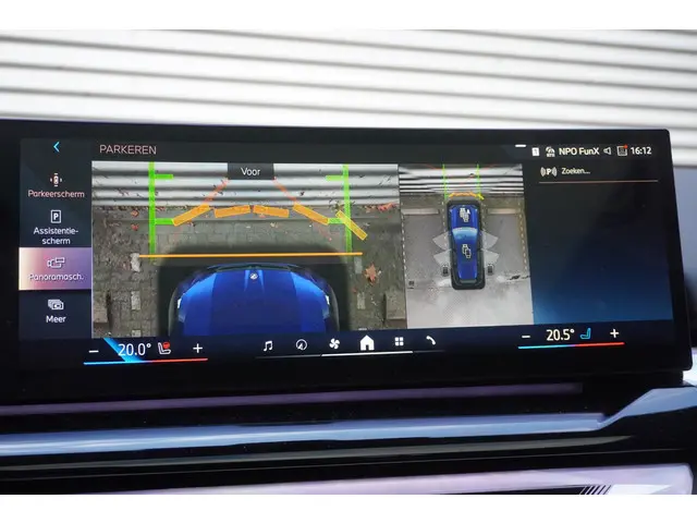 BMW 5 Serie Touring 550e xDrive 2025 Hybride Benzine 21