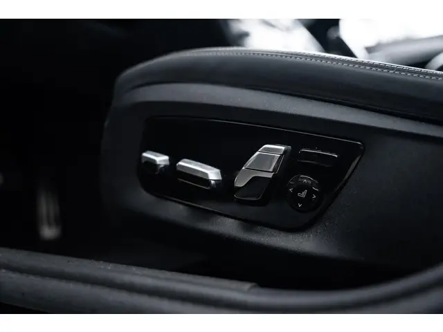BMW 5 Serie 520i M Sport 2022 Benzine 18
