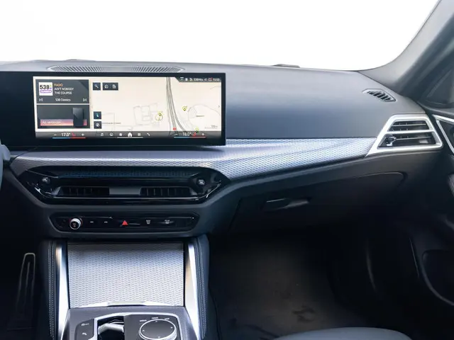 BMW i4 eDrive35 2025 Elektrisch 9