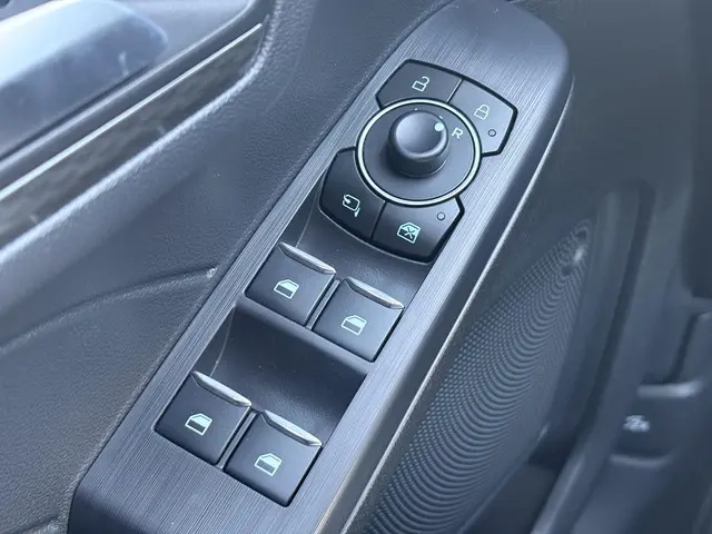 Ford Kuga 2.5 PHEV Titanium 2026 Hybride Benzine 20