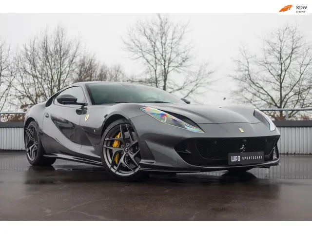 Ferrari 812 Superfast 6.5 V12 HELE 2020 Benzine