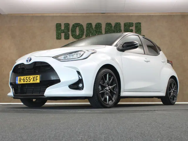 Toyota Yaris 1.5 Hybrid Bi-Tone 2022 Hybride Benzine 13