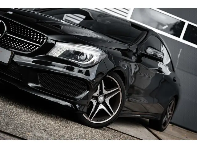 Mercedes-Benz CLA 180 AMG 2015 Benzine 11