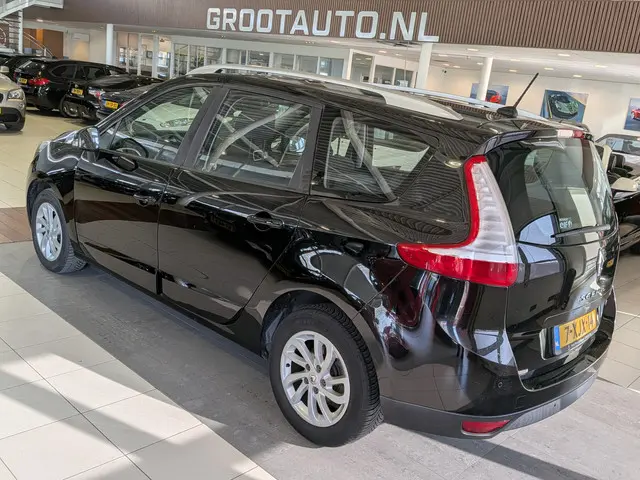 Renault Grand Scénic 1.2 TCe Bose 2013 Benzine 3