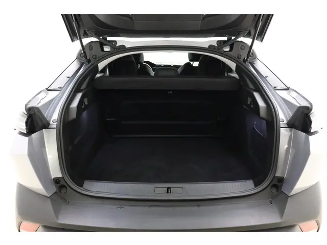 Peugeot 408 1.2 PureTech Allure 130 EAT8 2024 Benzine 13