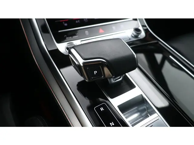 Audi Q7 55 TFSI e quattro Pro Line S 2021 Benzine 23