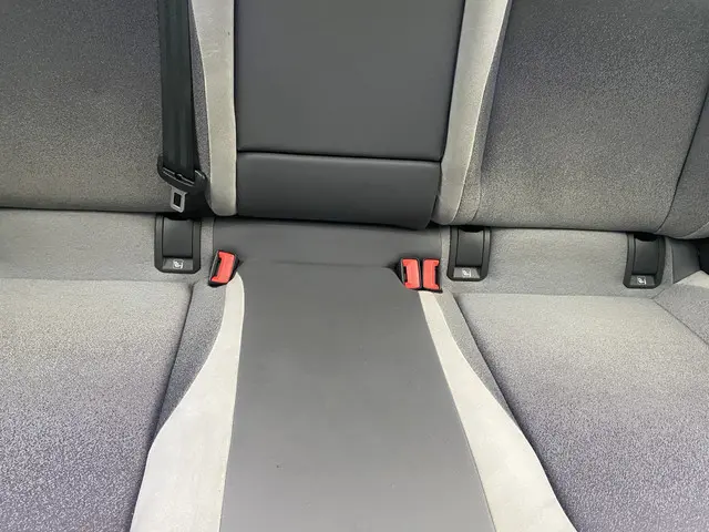 Volkswagen ID.3 First Plus 58 kWh 2020 Elektrisch 32