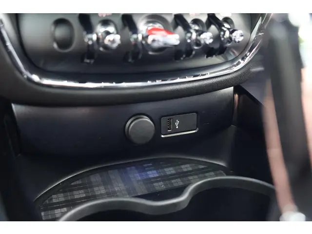 MINI Clubman Mini 1.5 Cooper Chili 2020 Benzine 27