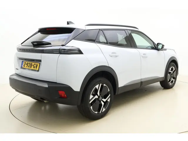 Peugeot 2008 1.2 Allure 2024 Benzine 2