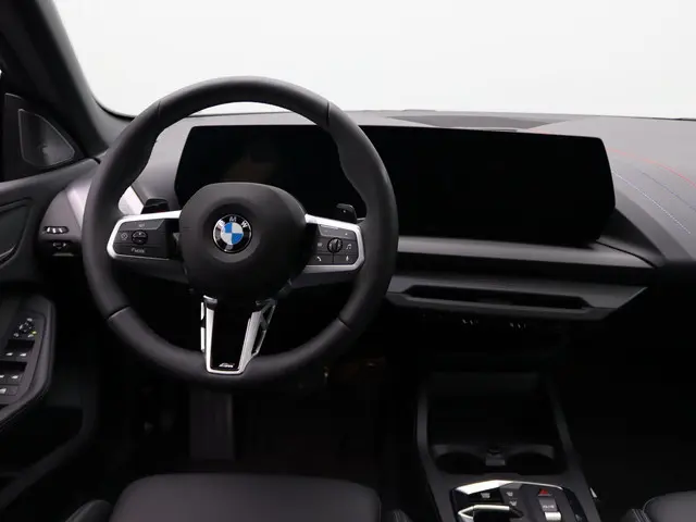 BMW 2 Serie Gran Coupé 220 2025 Benzine 7