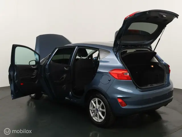Ford Fiesta 1.0 EcoBoost Hybrid Active X 2021 Benzine 19