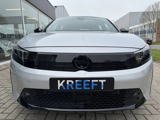 Opel Corsa 1.2 Elegance 2024 Benzine 4