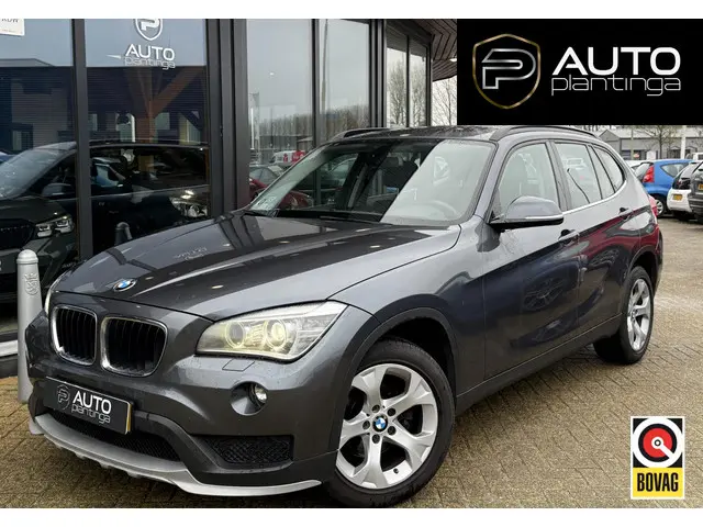 BMW X1 sDrive20i Executive 2015 Benzine