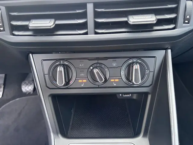 Volkswagen Polo 1.0 TSI Highline R-line 2018 Benzine 31