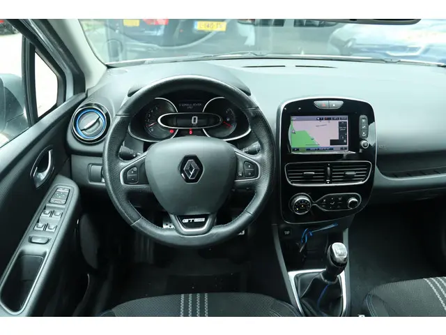 Renault Clio ESTATE 0.9 TCE INTENS GT-LINE 2017 Benzine 33