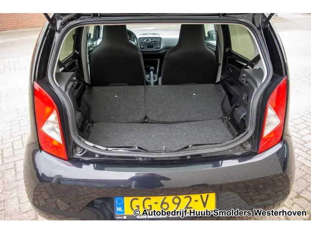 SEAT Mii 1.0 Sport Dynamic 2015 Benzine 41