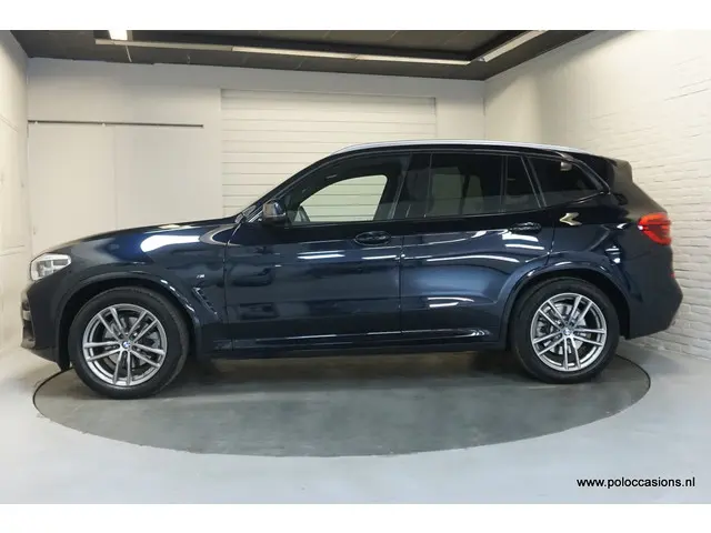 BMW X3 xDrive20i High Executive 2019 Benzine 3