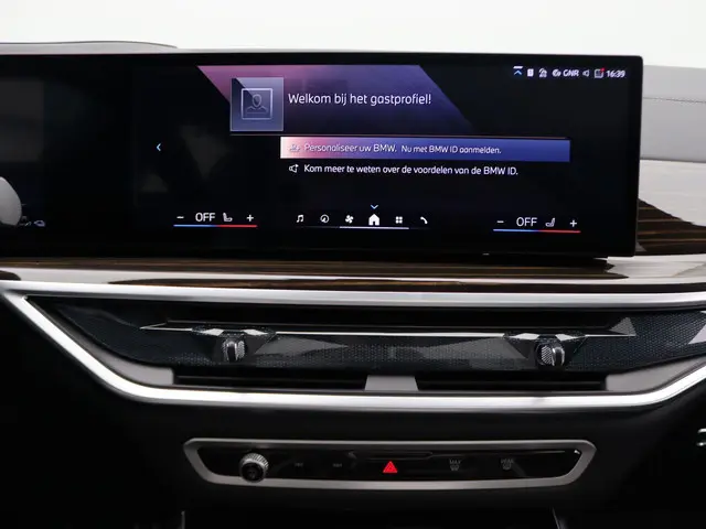 BMW X5 xDrive50e 2024 Hybride Benzine 13