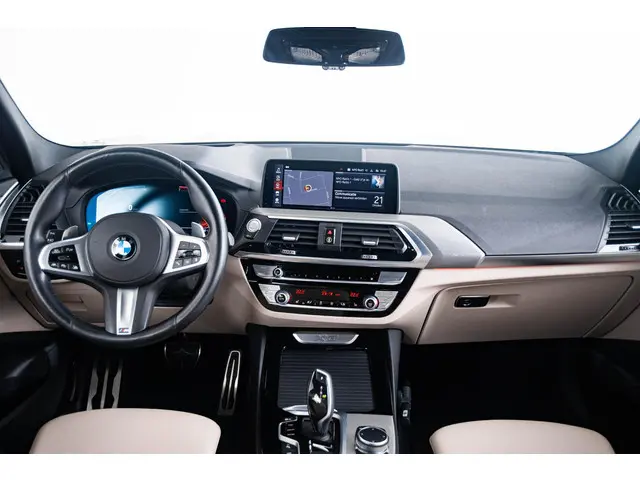 BMW X3 xDrive20i High Executive Edition 2020 Benzine 3