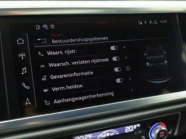 Audi Q3 35 TFSI/150PK S Line 2024 Benzine 11