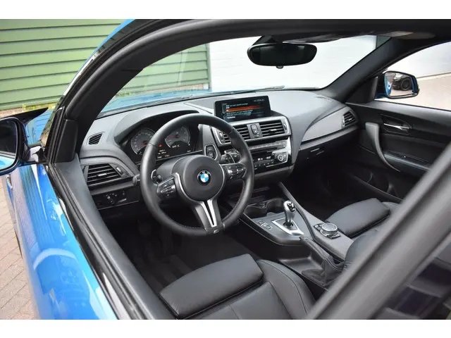 BMW M2 2-serie Coupé DCT | camera| navi 2016 Benzine 25