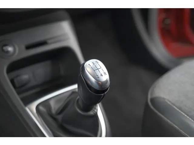 Renault Captur TCe 90 Intens 2018 Benzine 42