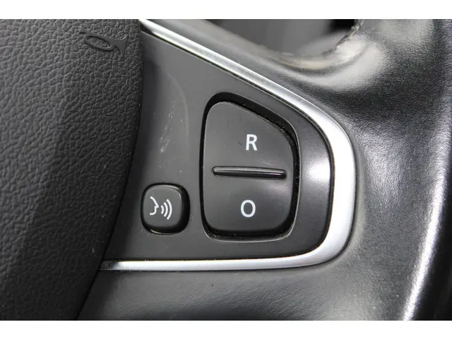 Renault Captur 1.3 TCe Intens 150 pk EDC 2019 Benzine 40