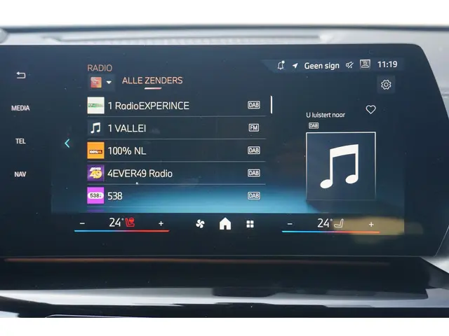 BMW X2 sDrive20i 2025 Benzine 25