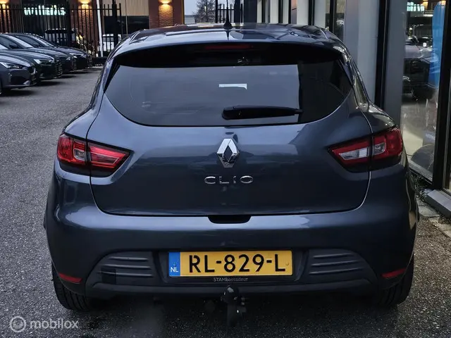 Renault Clio 1.2 TCe Zen Automaat 2018 Benzine 10