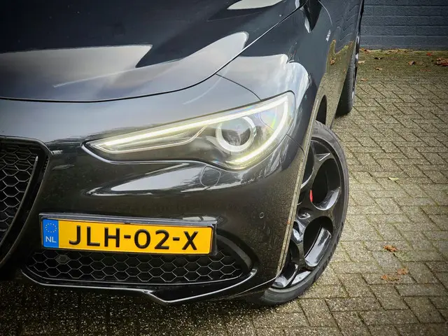 Alfa Romeo Stelvio 2.0 T GME AWD Veloce 2022 Benzine 7
