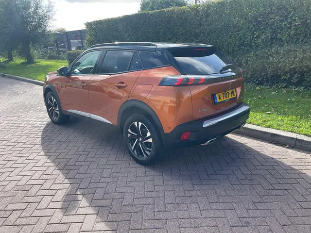 Peugeot 2008 1.2 PureTech GT 2021 Benzine 7