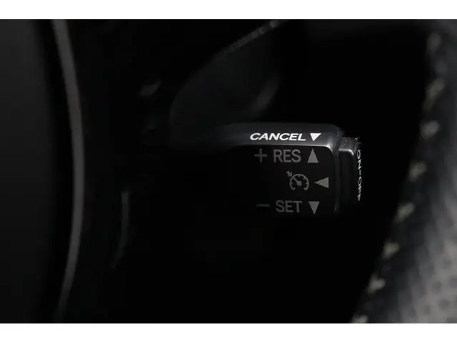 Toyota Yaris 1.5 Hybrid 2016 Hybride Benzine 37