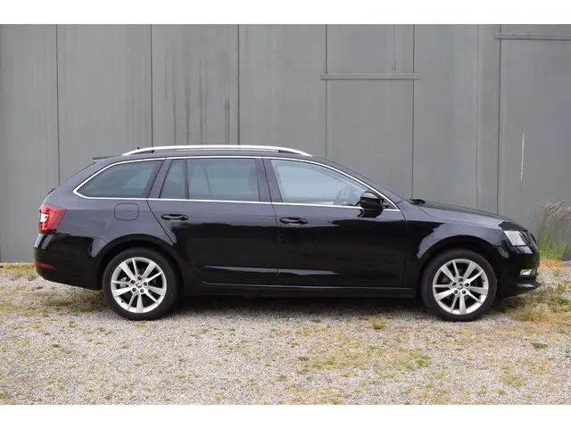 Škoda Octavia Combi 1.5 TSI Greentech Style 2018 Benzine 6