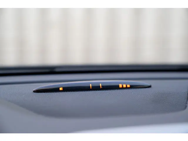 Mercedes-Benz A-Klasse 180 Prestige 2015 Benzine 42