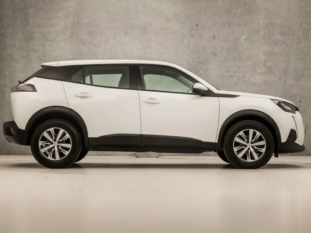 Peugeot 2008 1.2 PureTech Sport 2020 Benzine 4