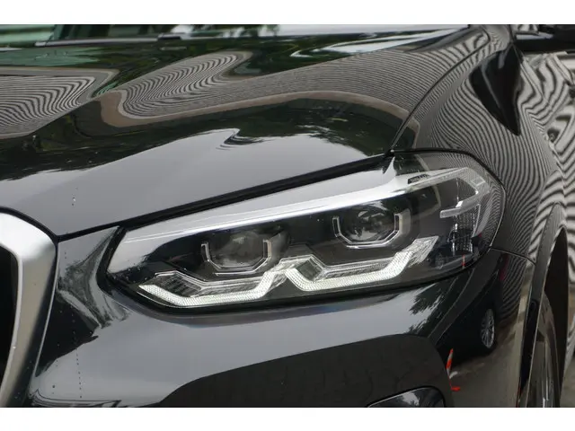 BMW X3 xDrive30e 2023 Hybride Benzine 22